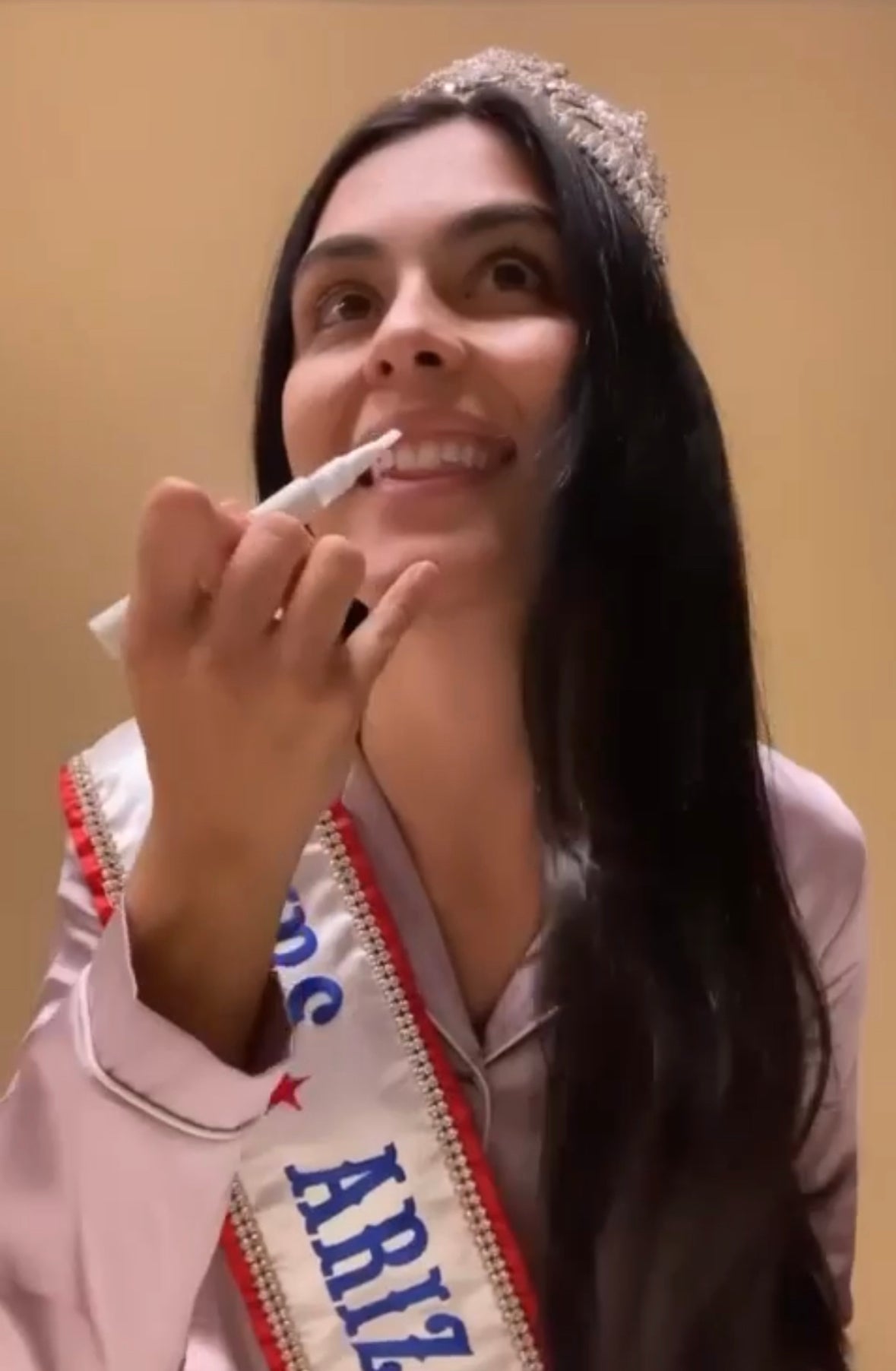 How to use teeth whitening at home